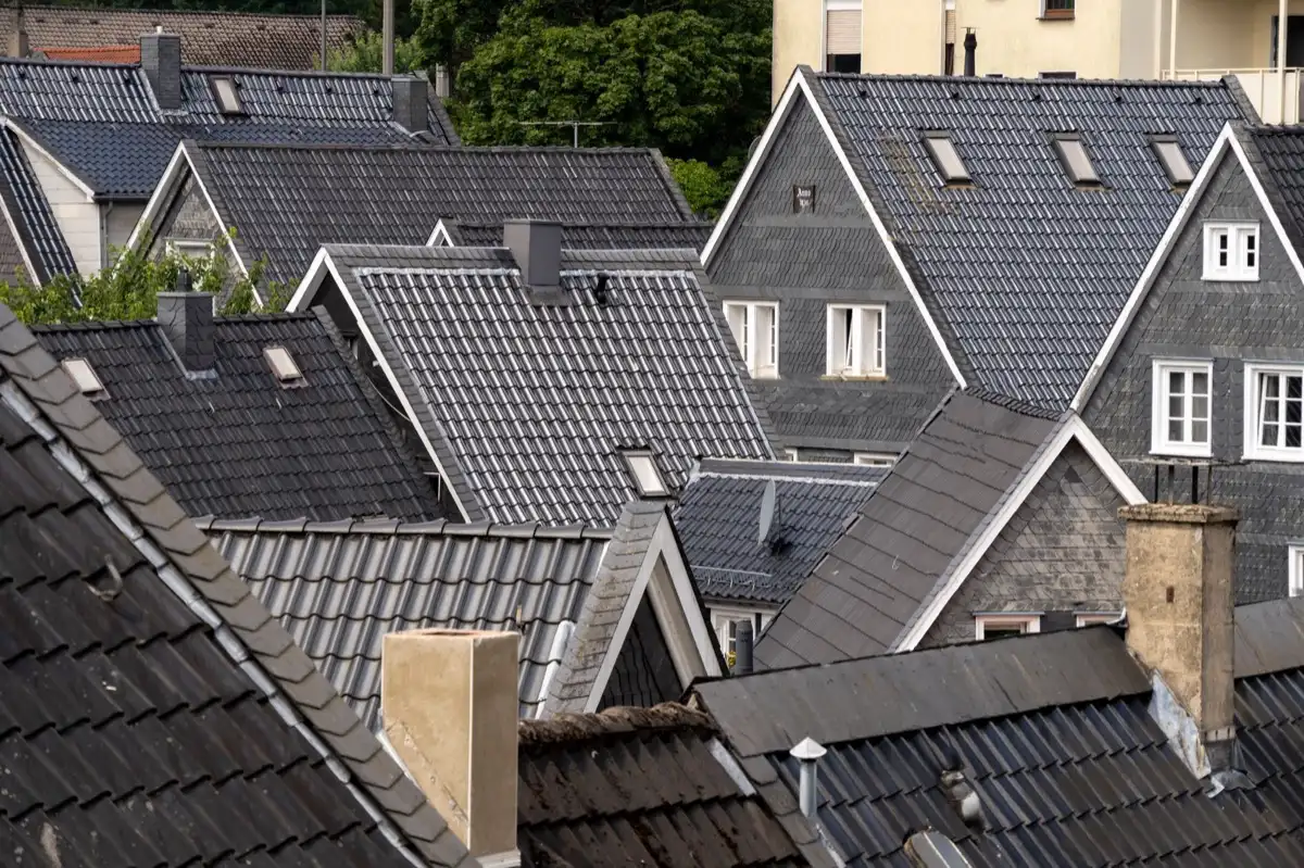 Steep roof eaves and gutter lines on houses in Naperville, IL